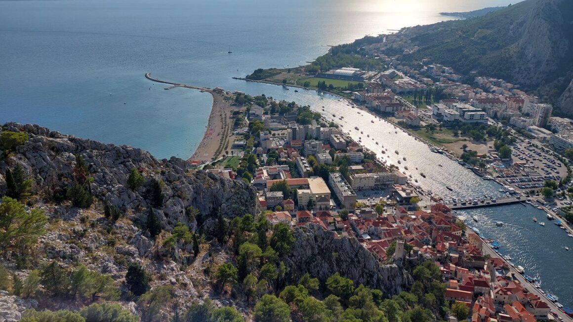 Via ferrata Fortica w Omišu – spacer w chmurach nad Adriatykiem